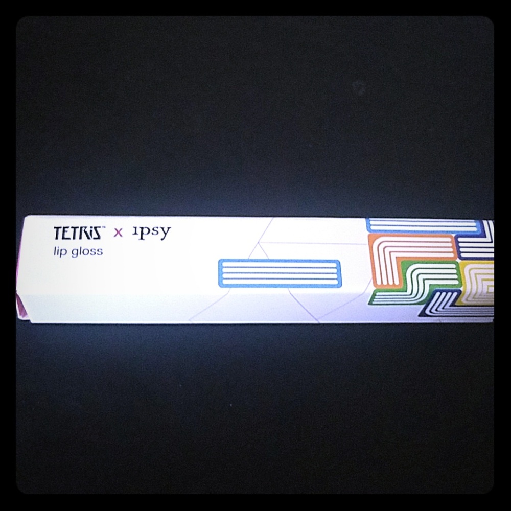 Tetris lip gloss